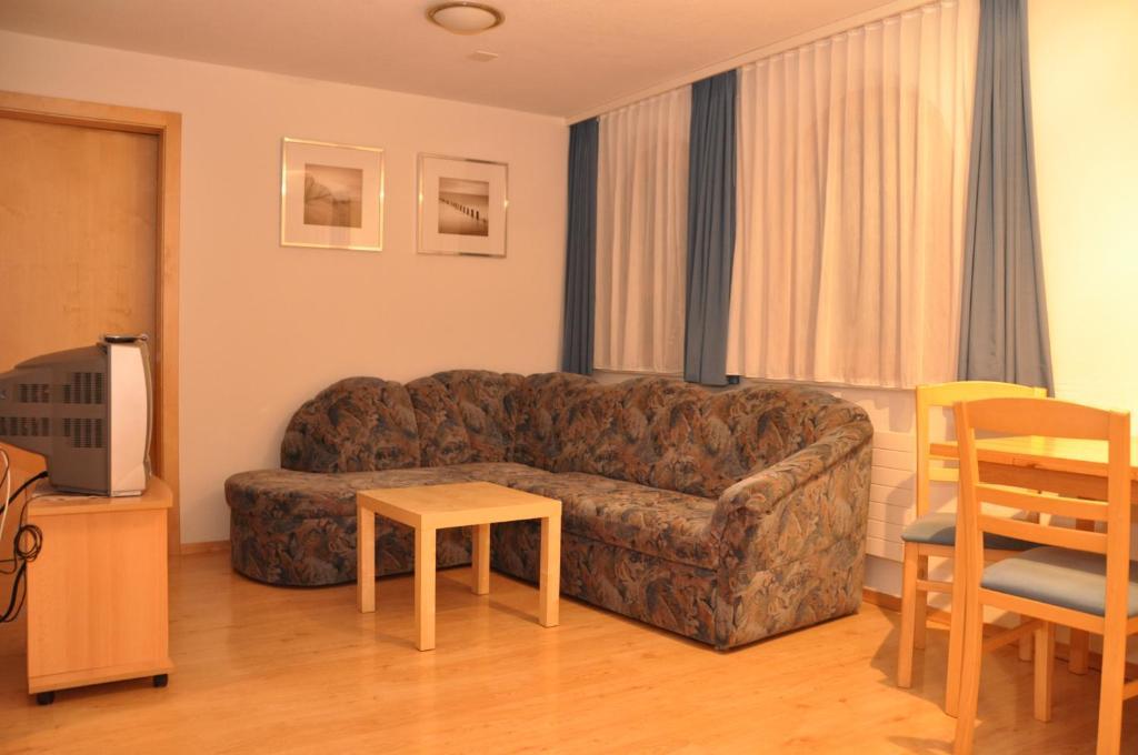 Haus Gentiana Apartment Samnaun Ruang foto